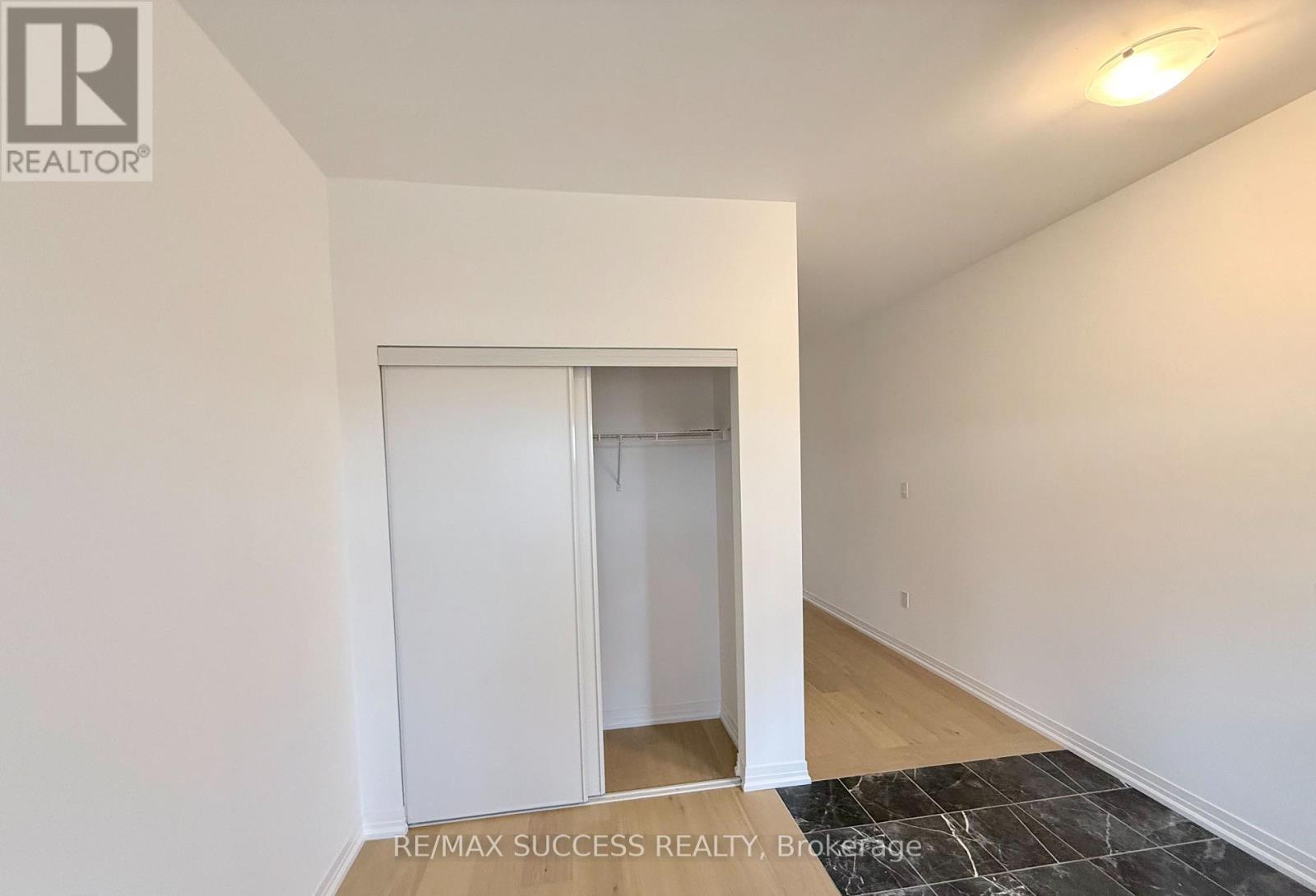 93 Flan Boulevard Property Photo 27