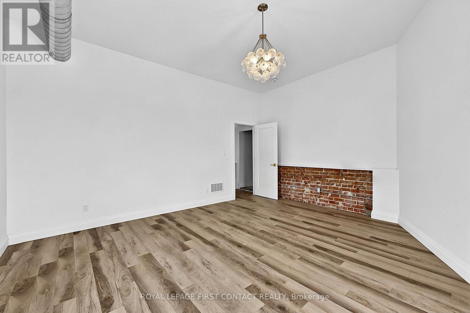 Penthouse - 87 Main Street Property Photo 25