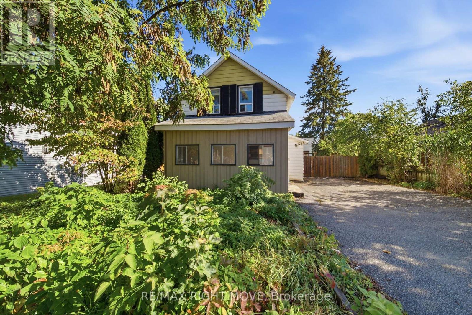 173 Barrie Road Property Photo 3