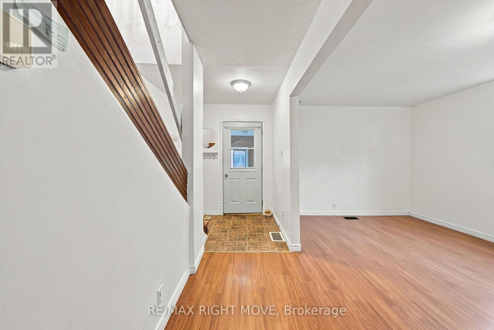 173 Barrie Road Property Photo 7