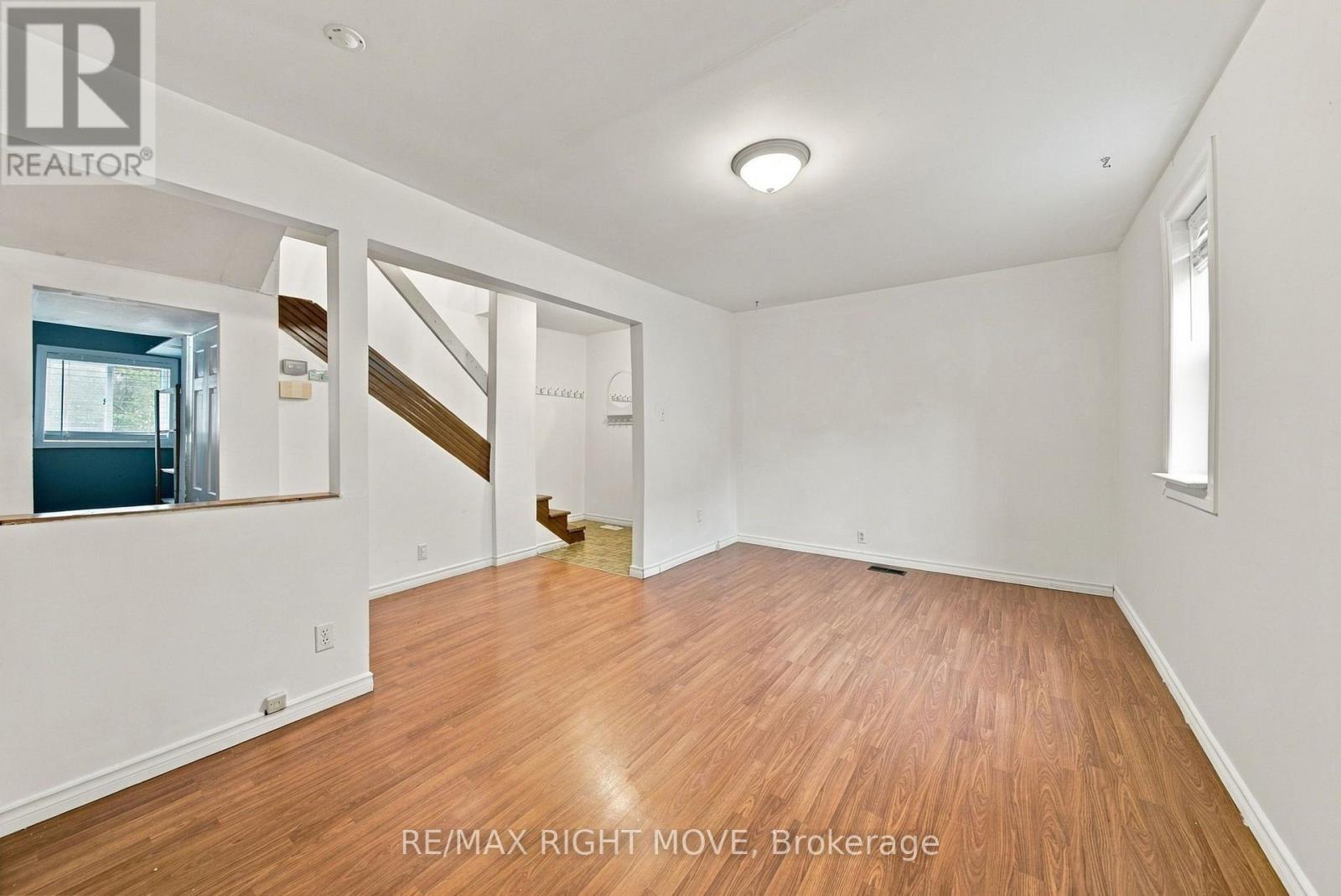 173 Barrie Road Property Photo 11