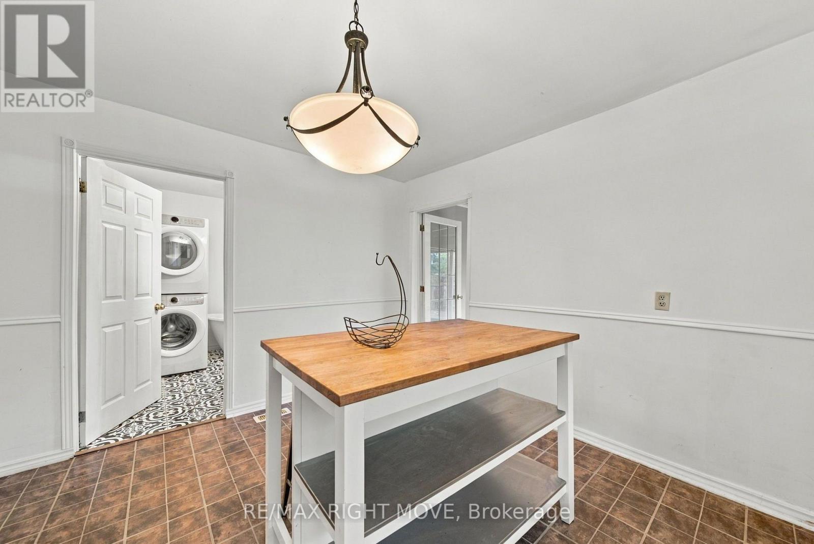 173 Barrie Road Property Photo 16
