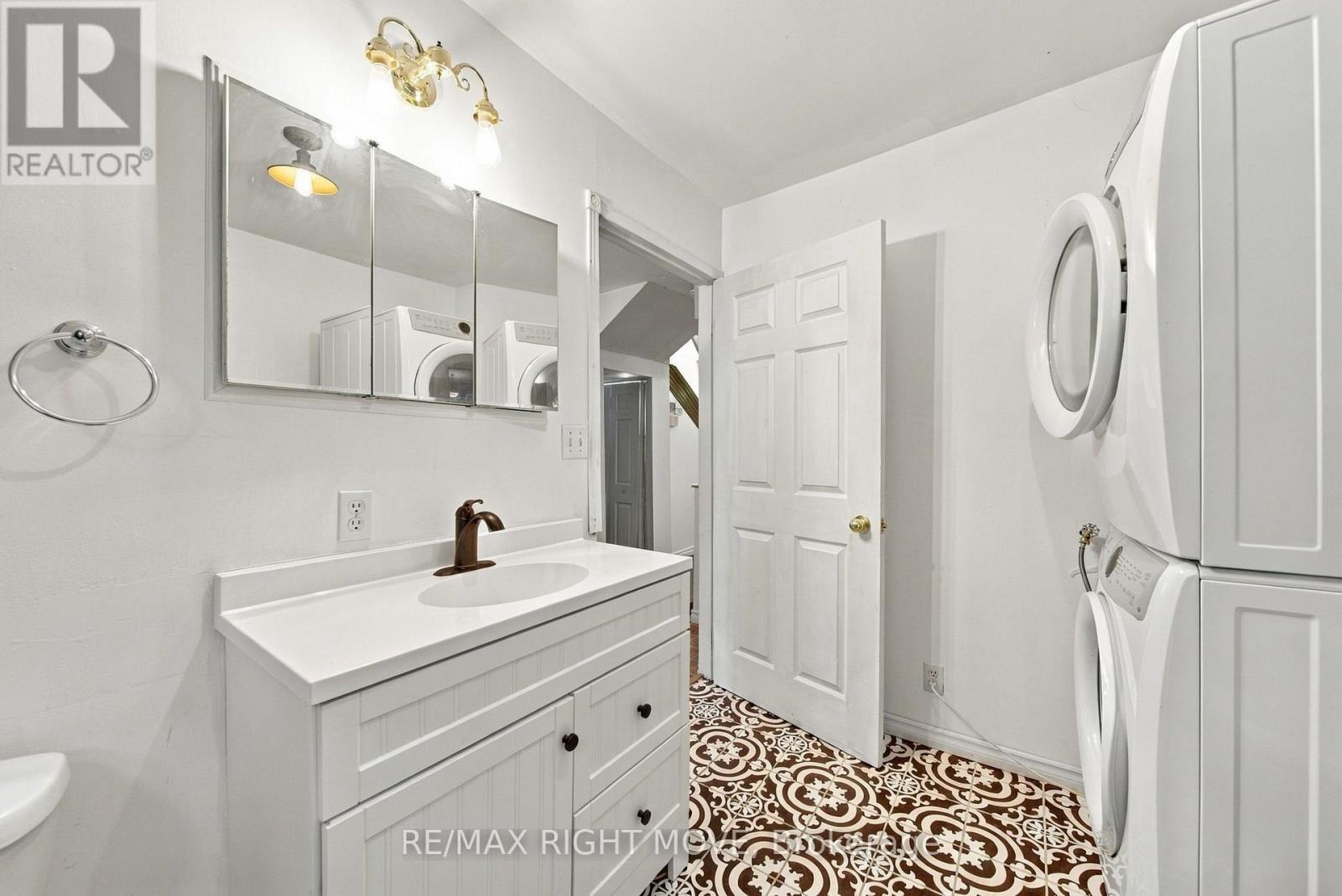 173 Barrie Road Property Photo 19
