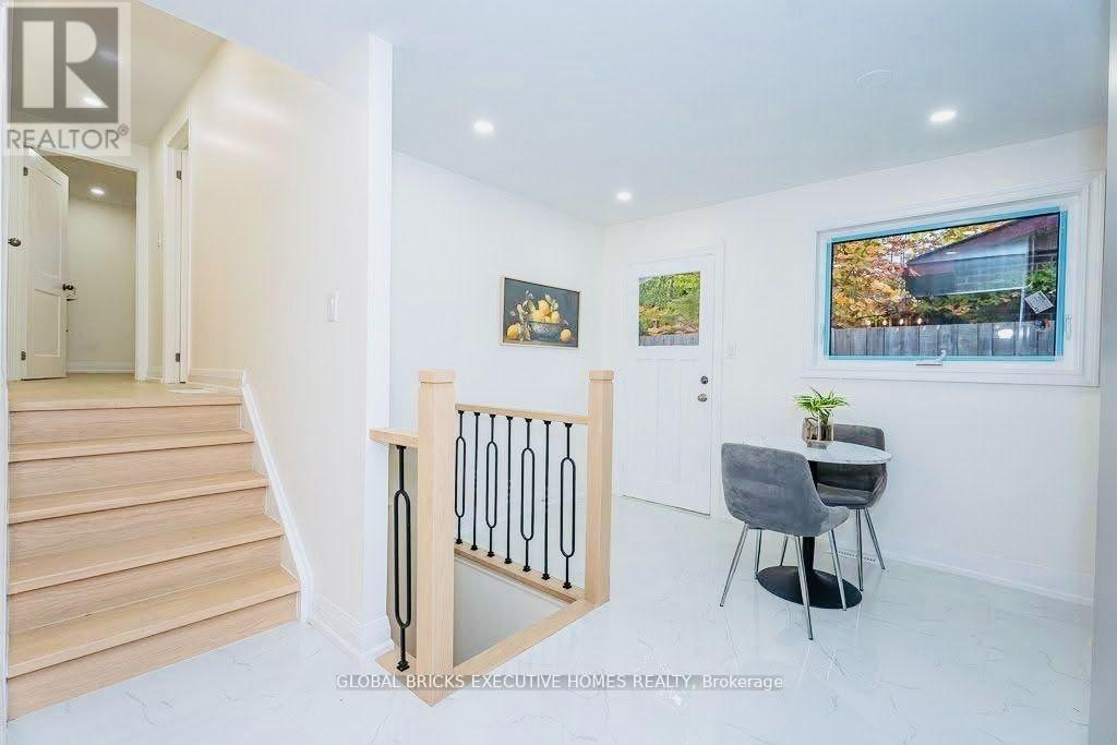 4 Virgilwood Crescent Property Photo 7