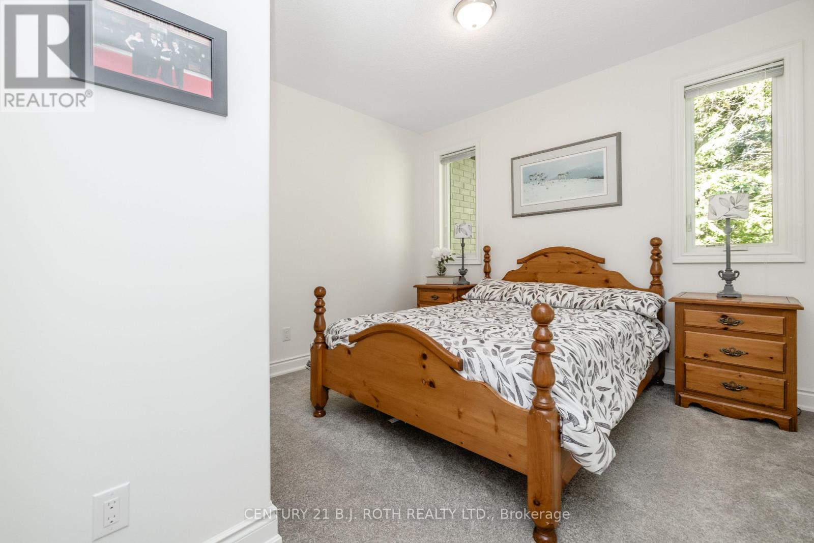 2 Sycamore Circle Property Photo 28