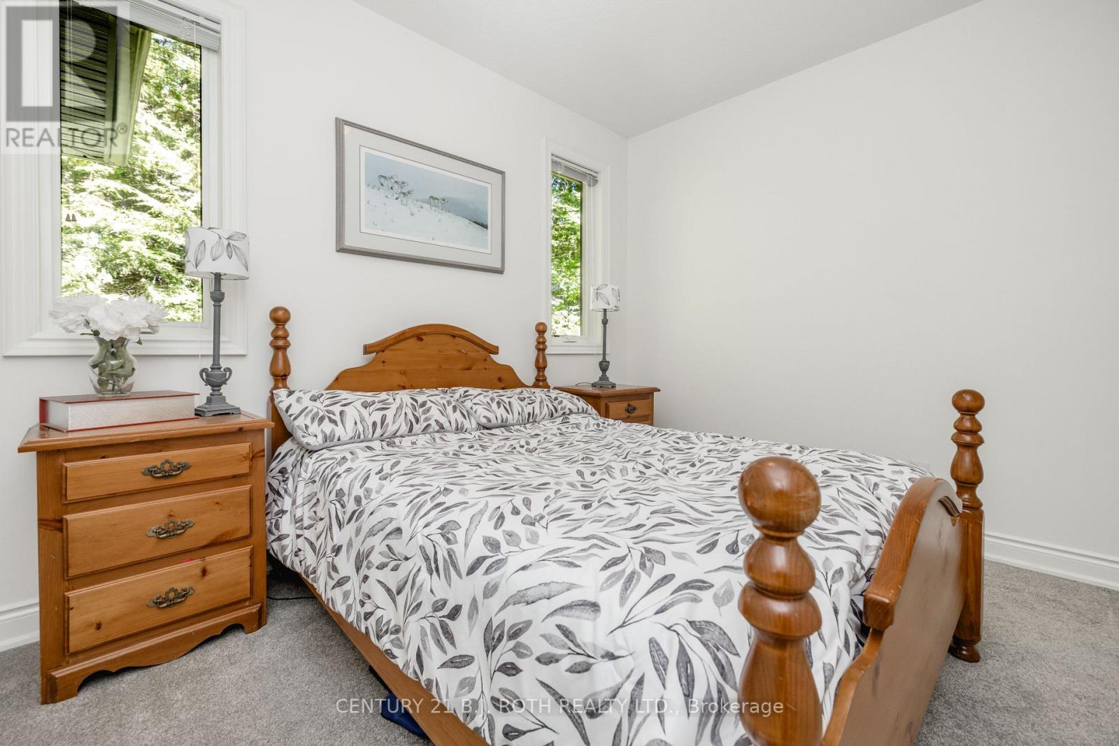 2 Sycamore Circle Property Photo 29