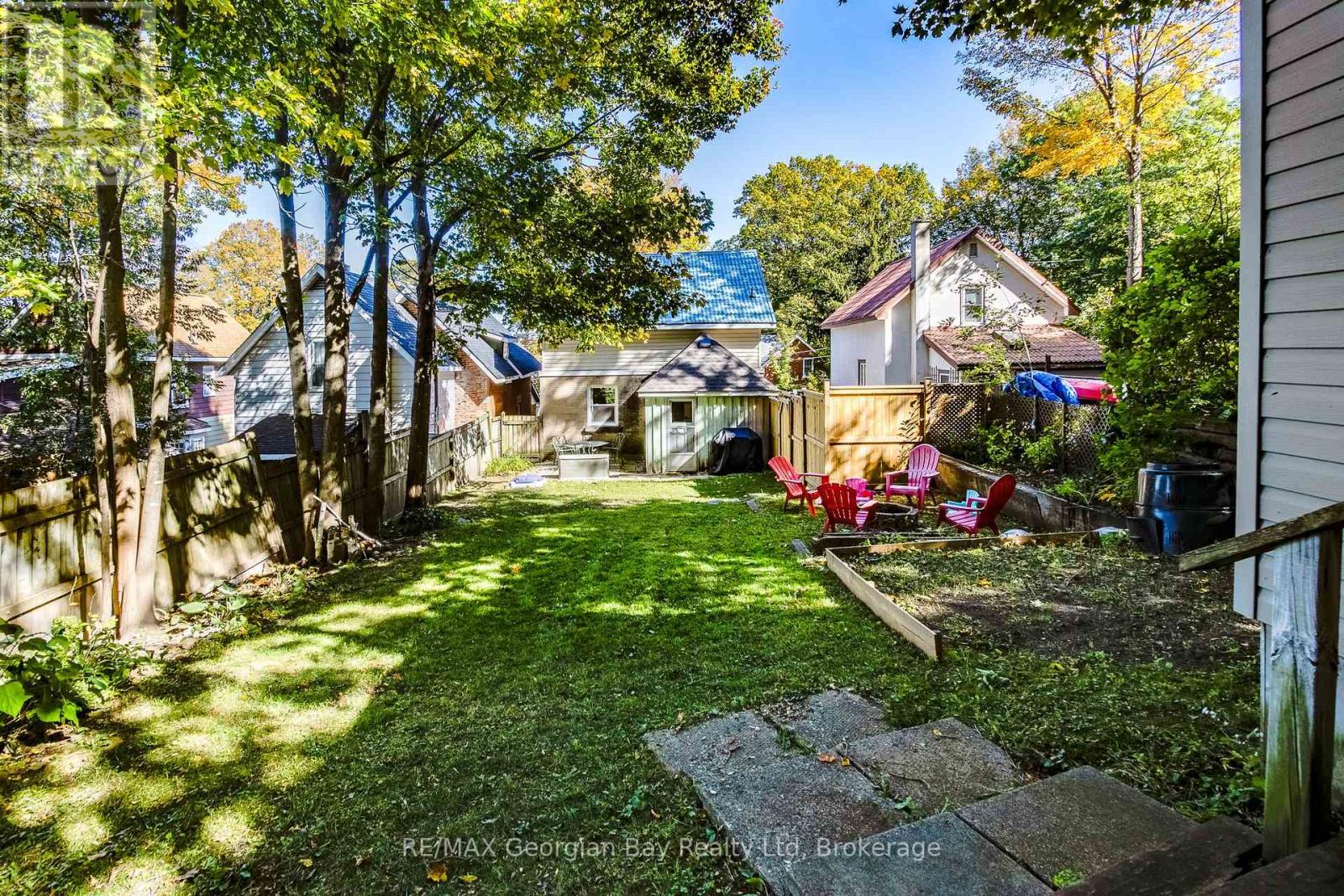 328 Third Street Property Photo 3