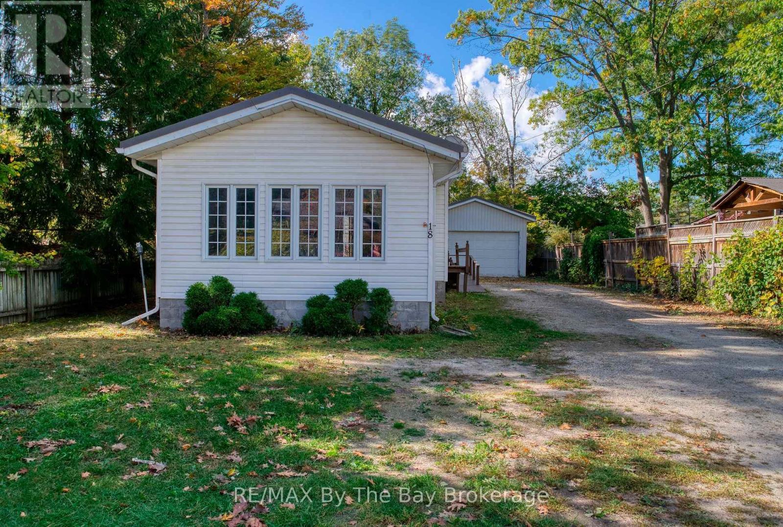 18 Elm Drive Property Photo 3