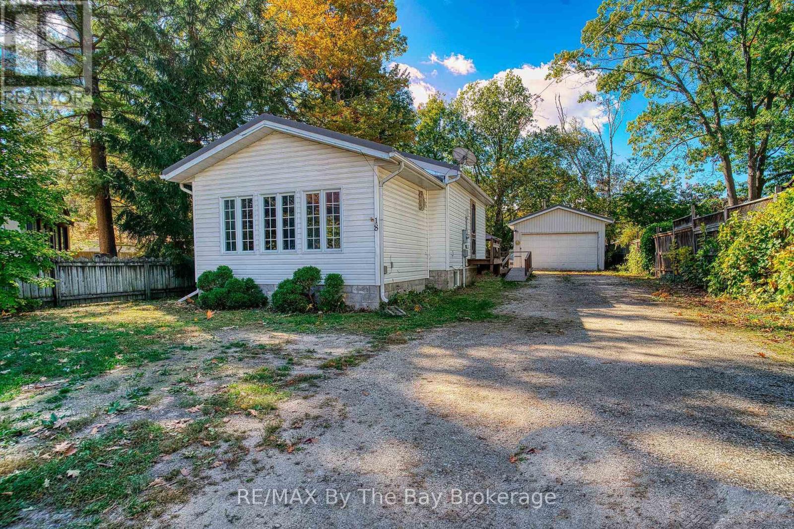 18 Elm Drive Property Photo 4