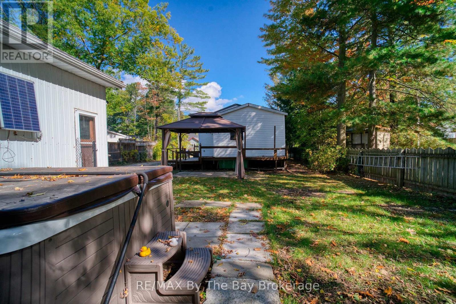 18 Elm Drive Property Photo 5