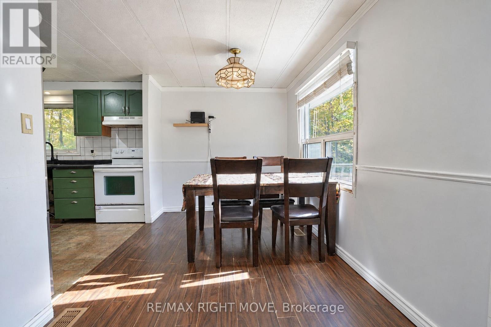 1108 Monck Road Property Photo 8