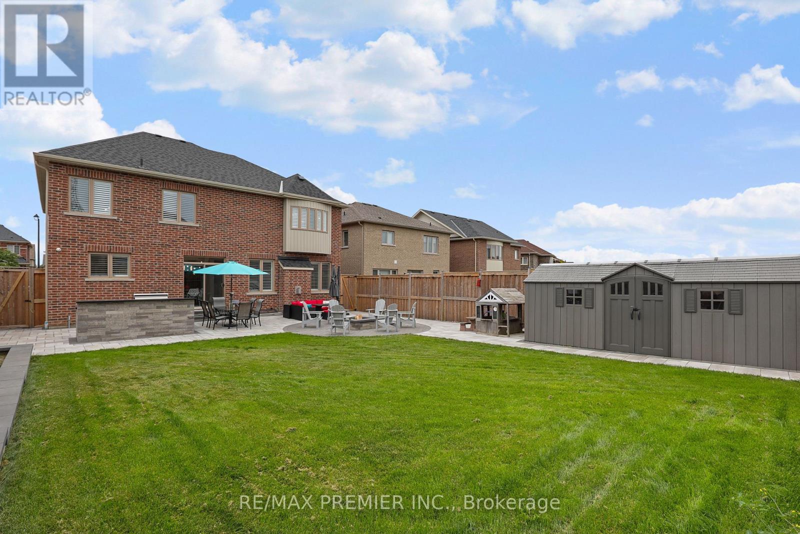 28 Samuel Crescent Property Photo 5