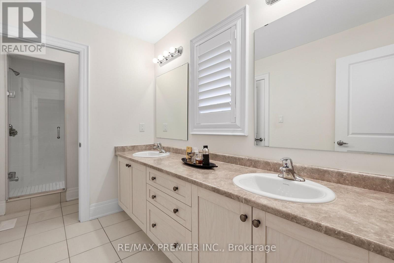28 Samuel Crescent Property Photo 28