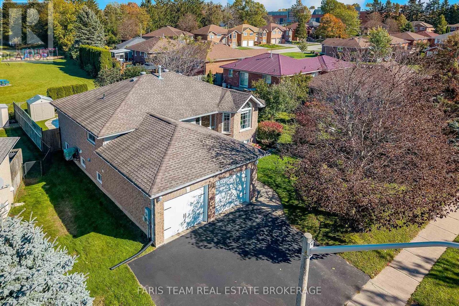 59 Carter Crescent Property Photo 2