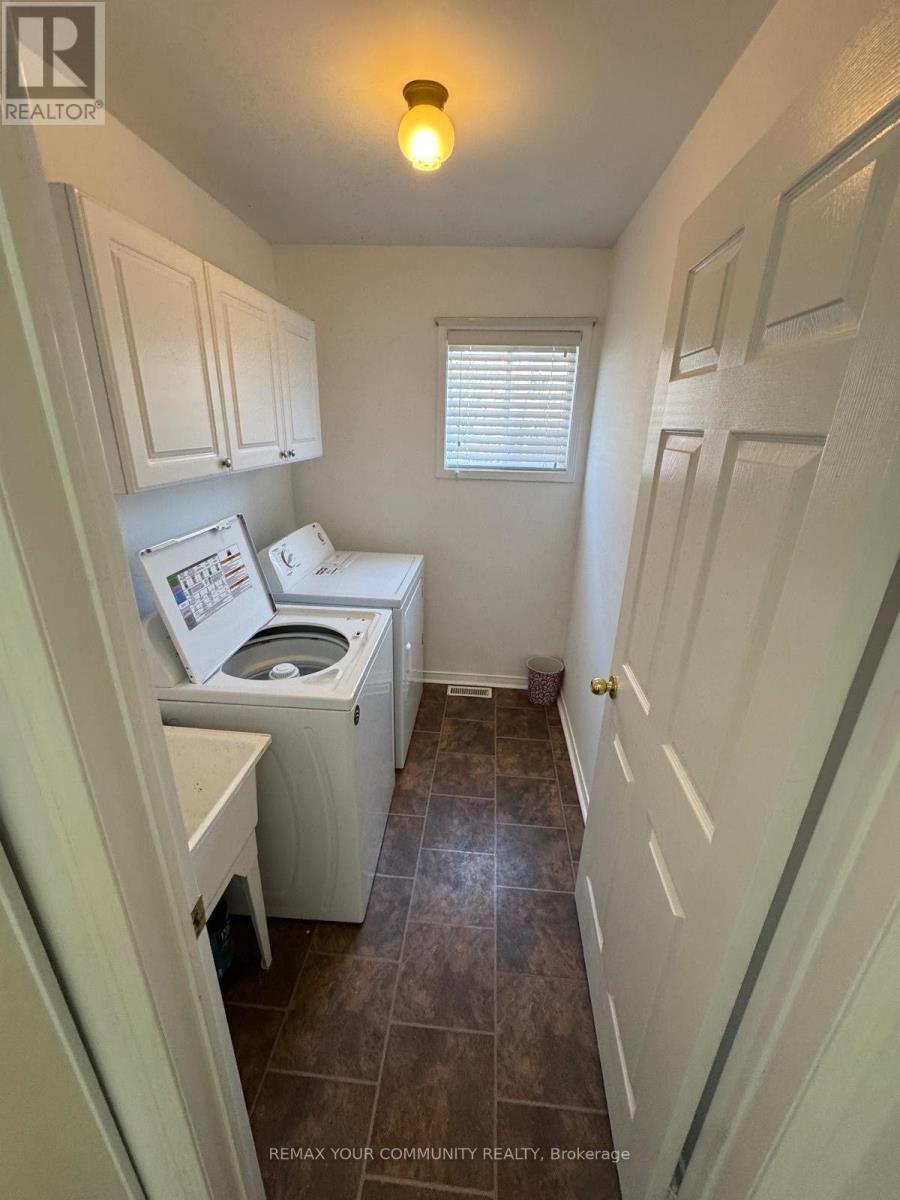 40 Leslie Avenue Property Photo 9