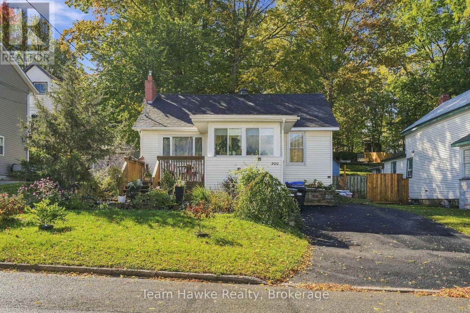 200 FIFTH STREET Property Photo 1