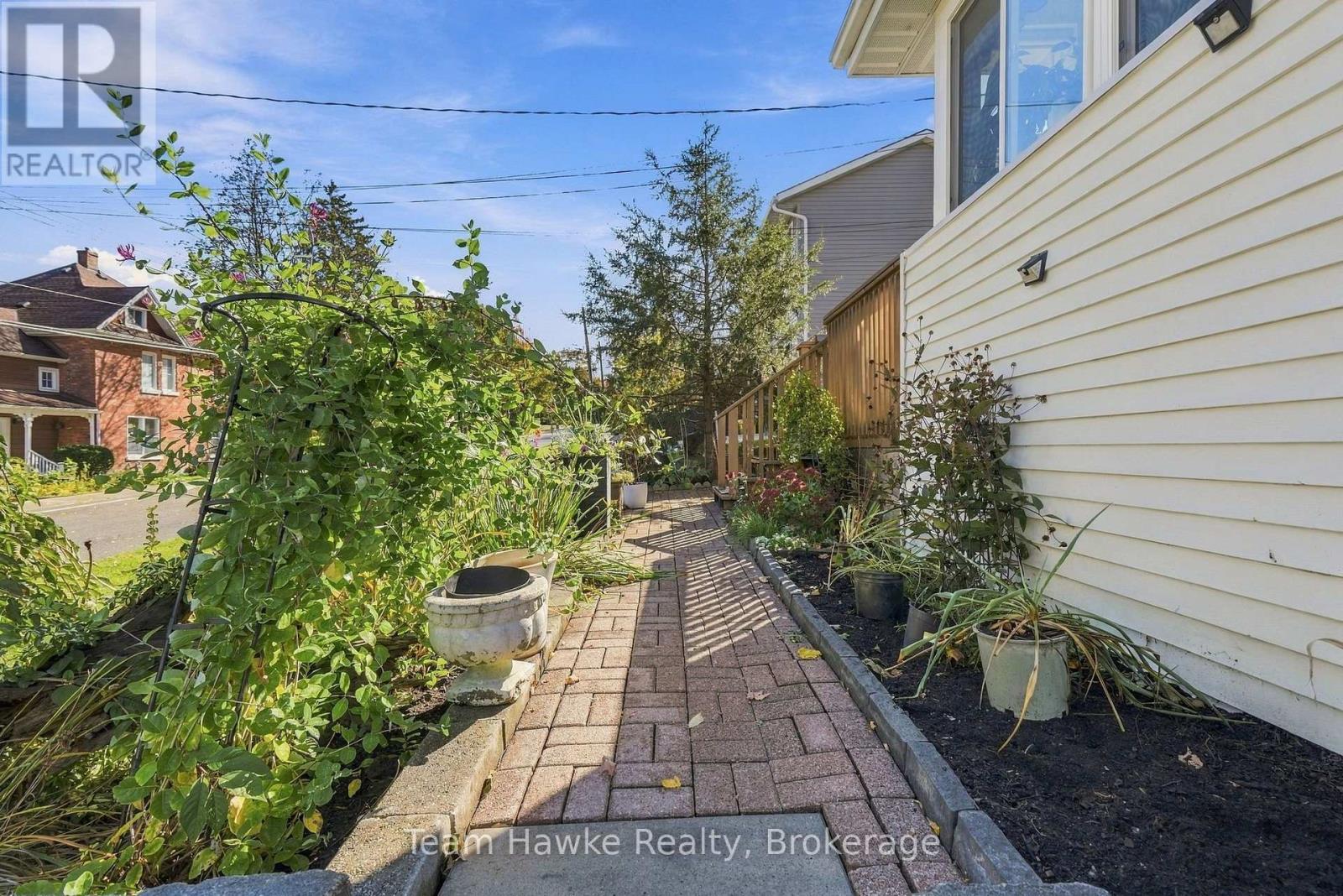 200 Fifth Street Property Photo 3
