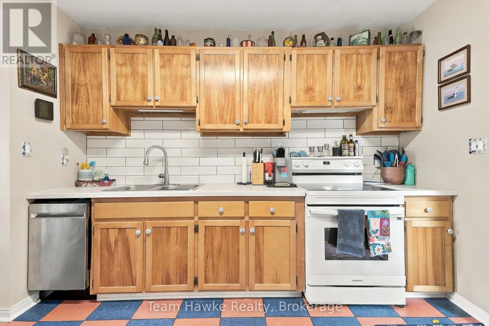 200 Fifth Street Property Photo 12