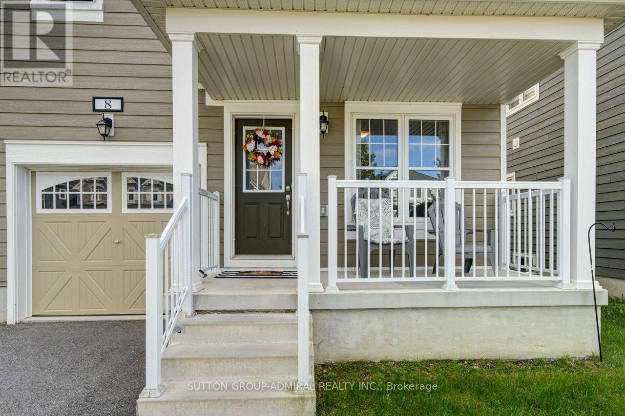 8 Catamaran Drive Property Photo 3