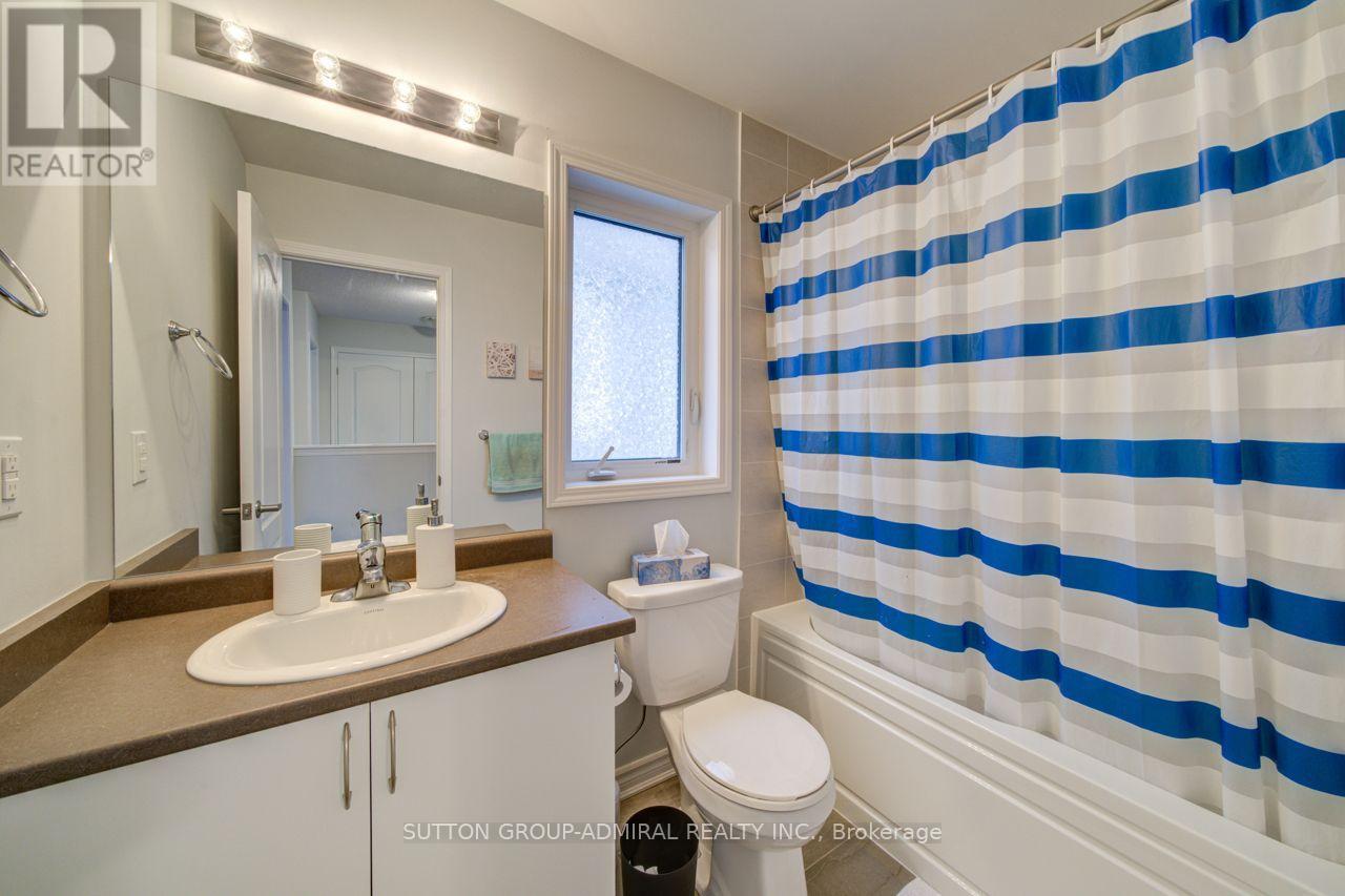 8 Catamaran Drive Property Photo 35