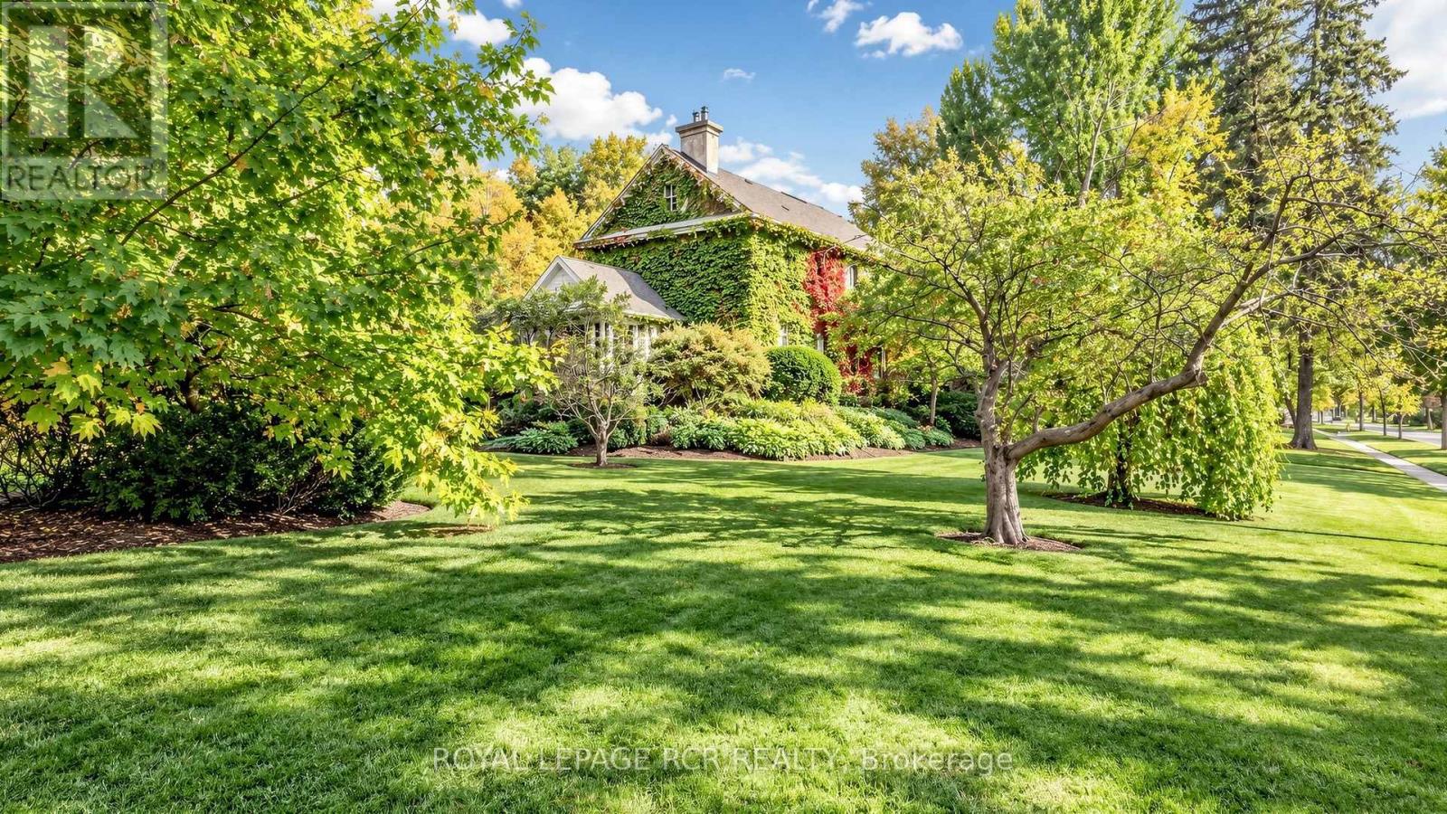 16 Blake Street Property Photo 4