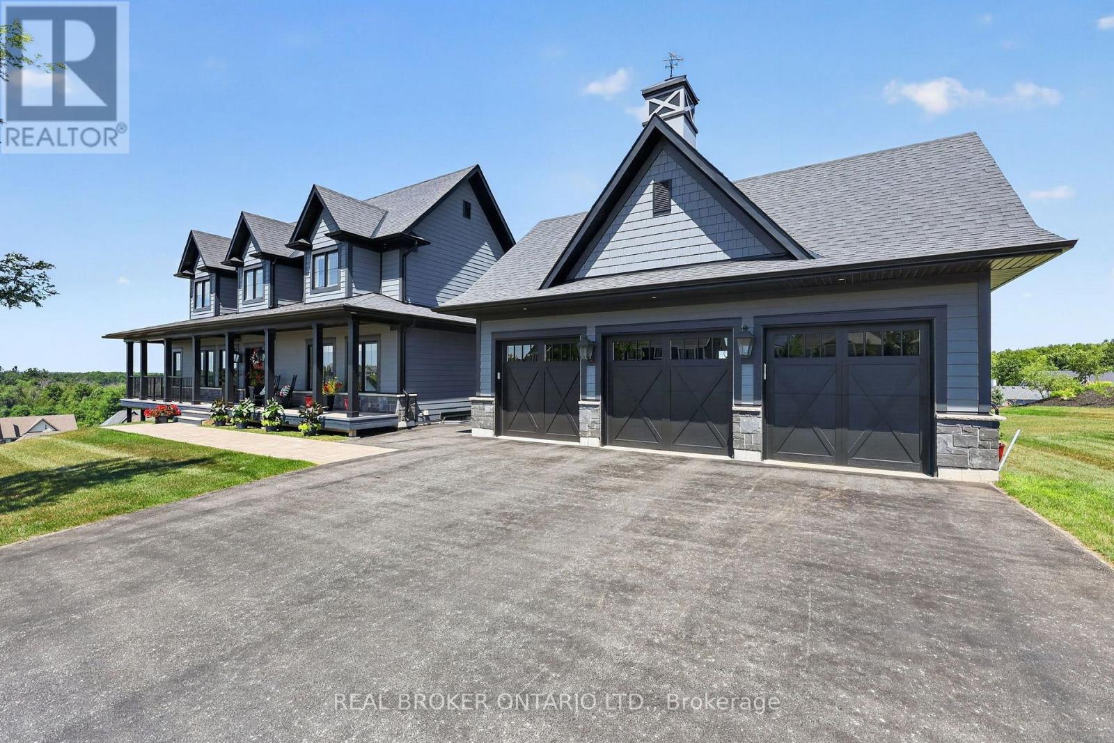 29 Thoroughbred Drive Property Photo 2