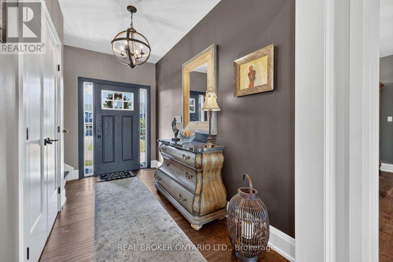 29 Thoroughbred Drive Property Photo 5