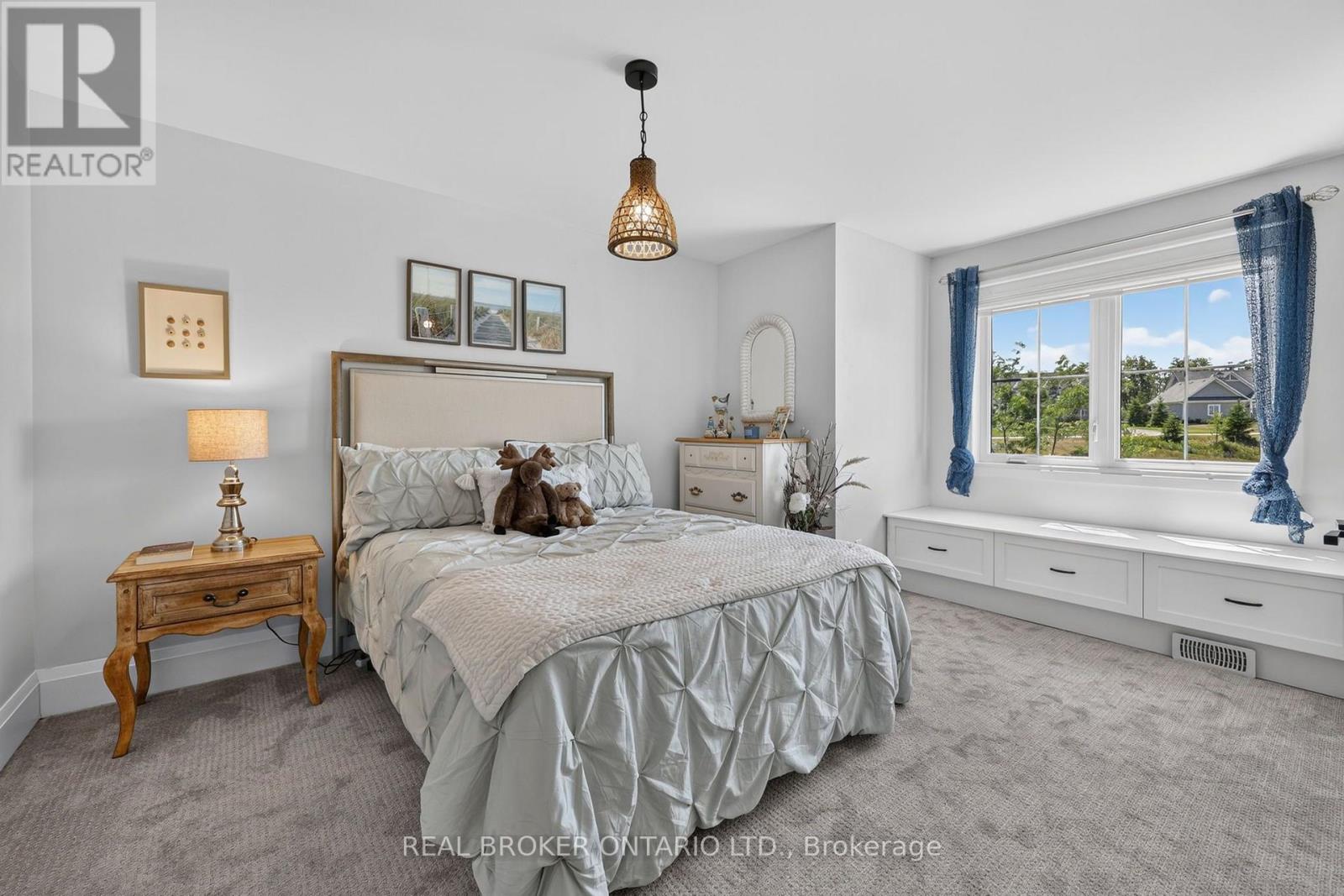 29 Thoroughbred Drive Property Photo 19