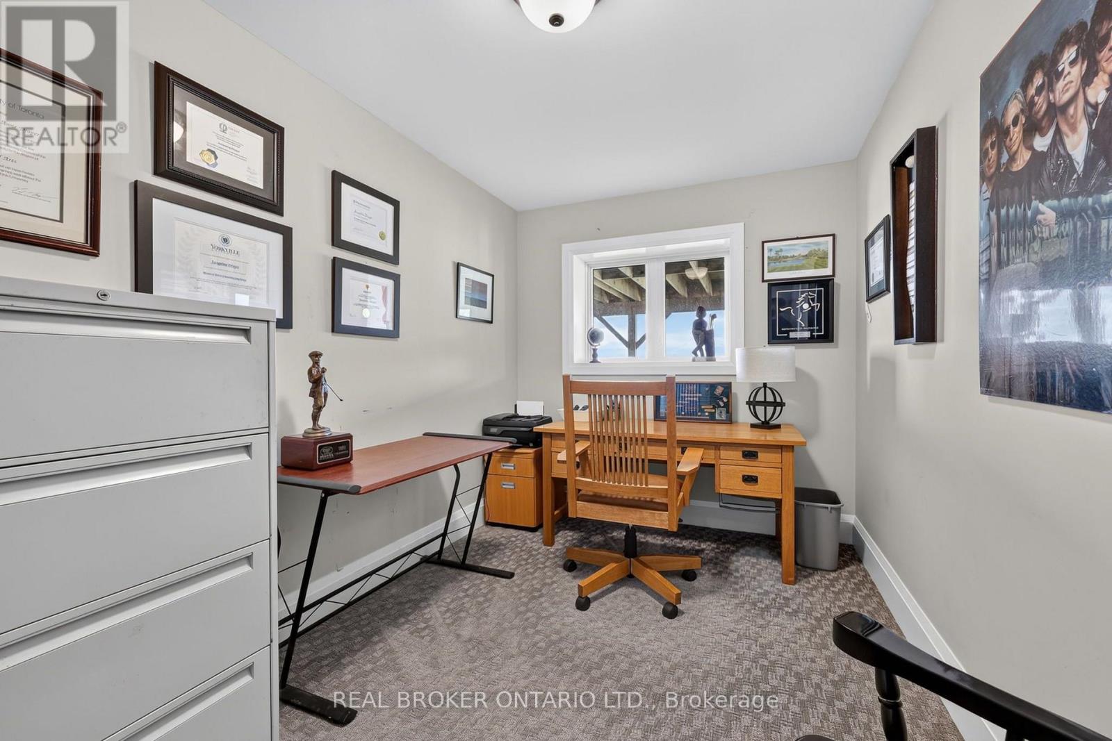 29 Thoroughbred Drive Property Photo 33