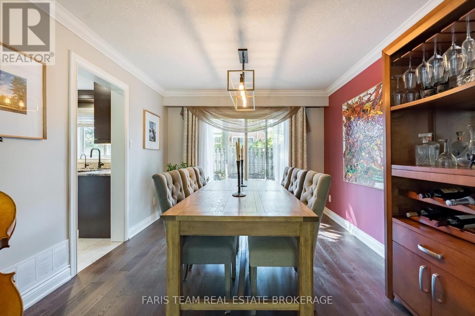 61 Oakridge Drive Property Photo 6