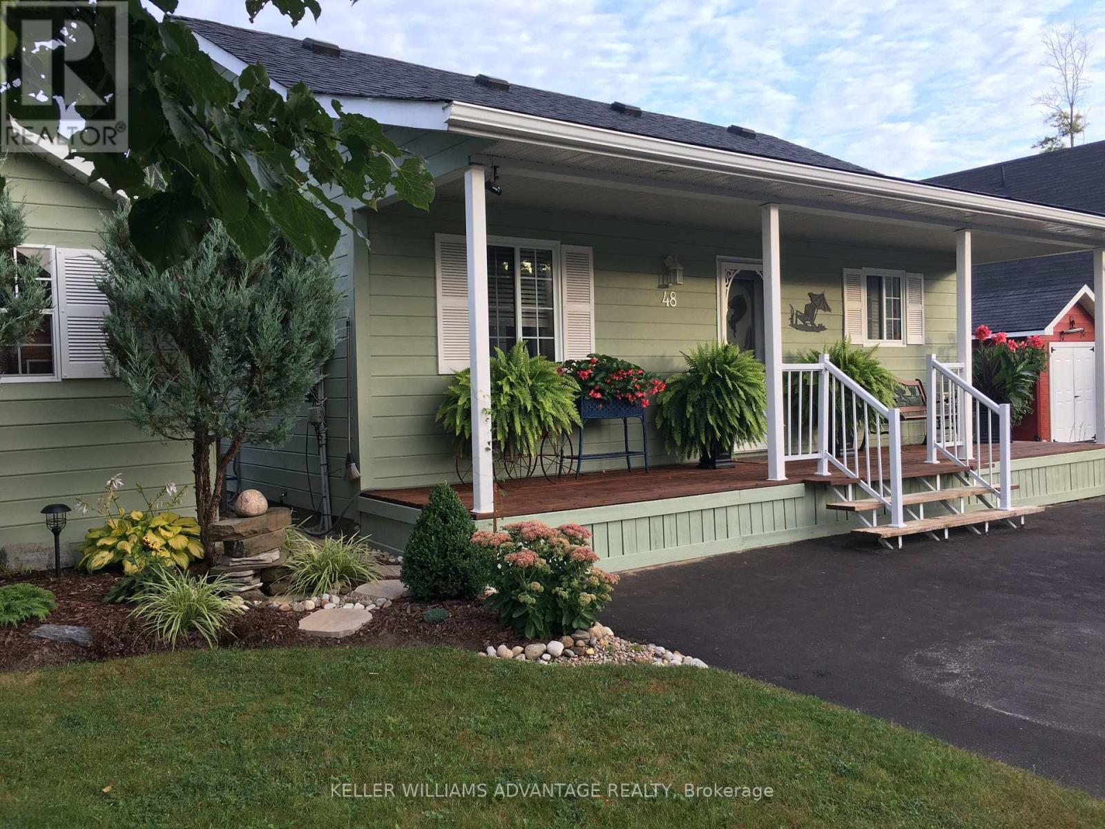 48 Madawaska Trail Property Photo 1
