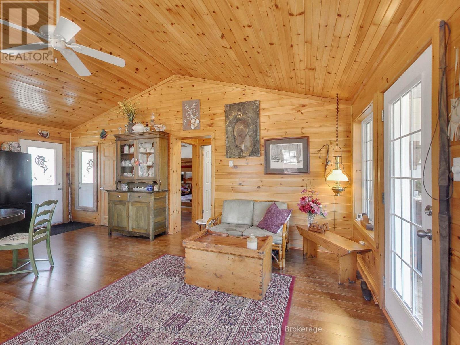 48 Madawaska Trail Property Photo 15