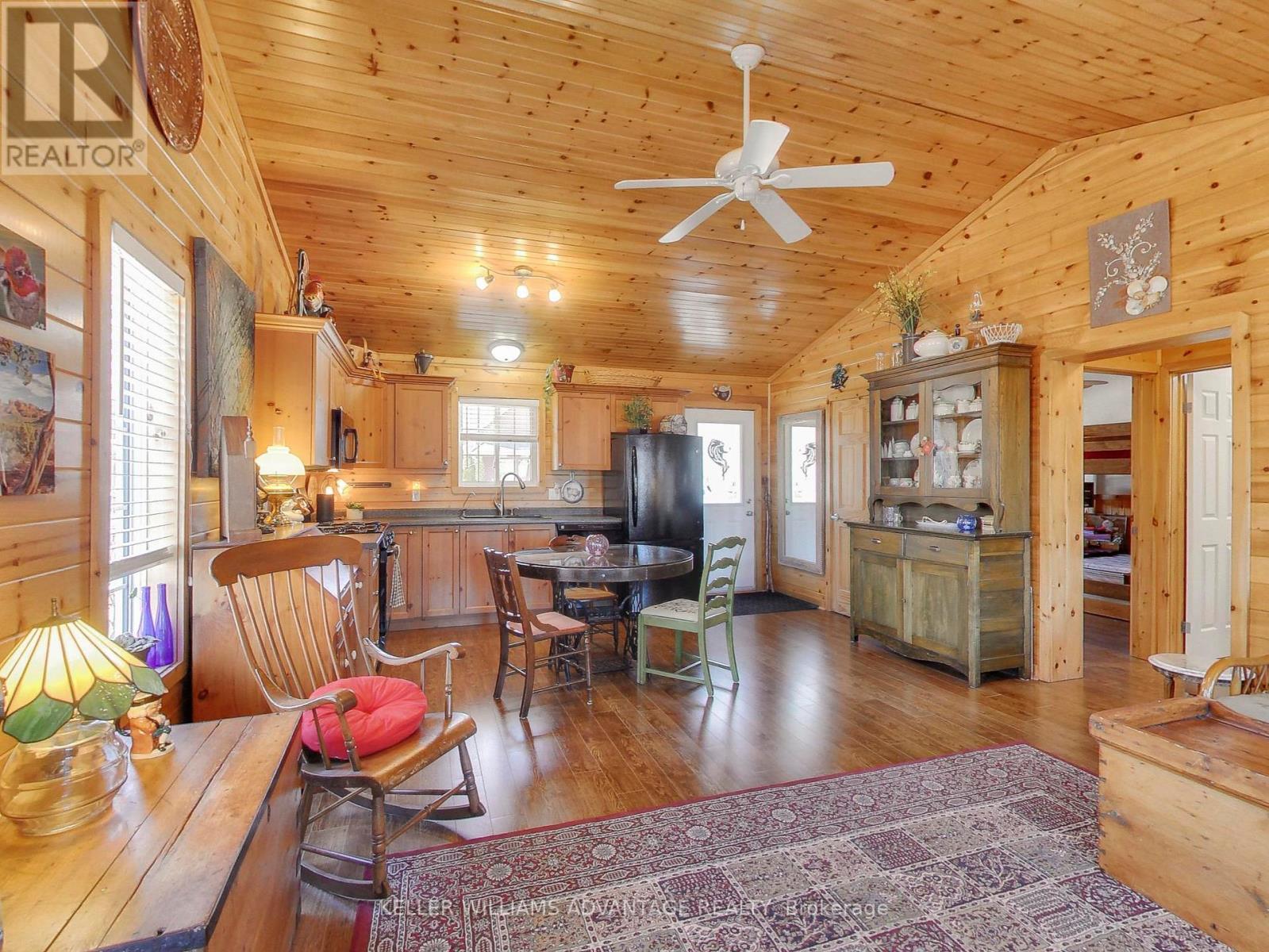48 Madawaska Trail Property Photo 17
