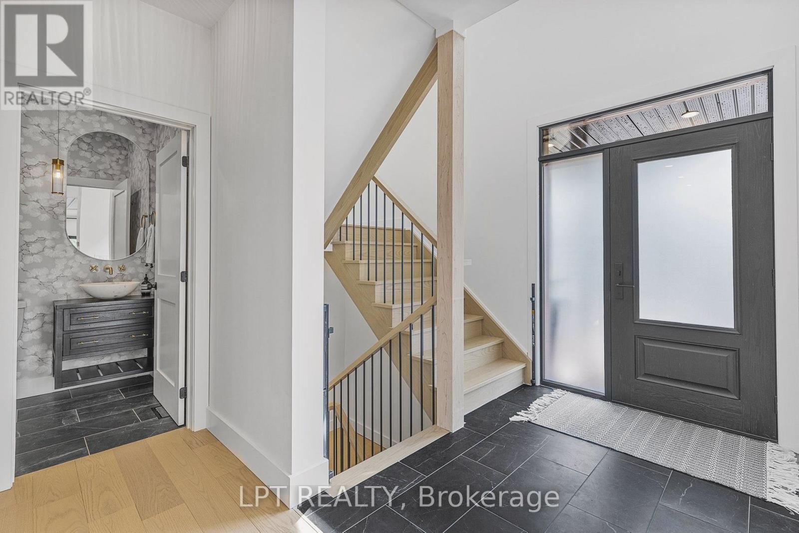 68 49th Street N Property Photo 3