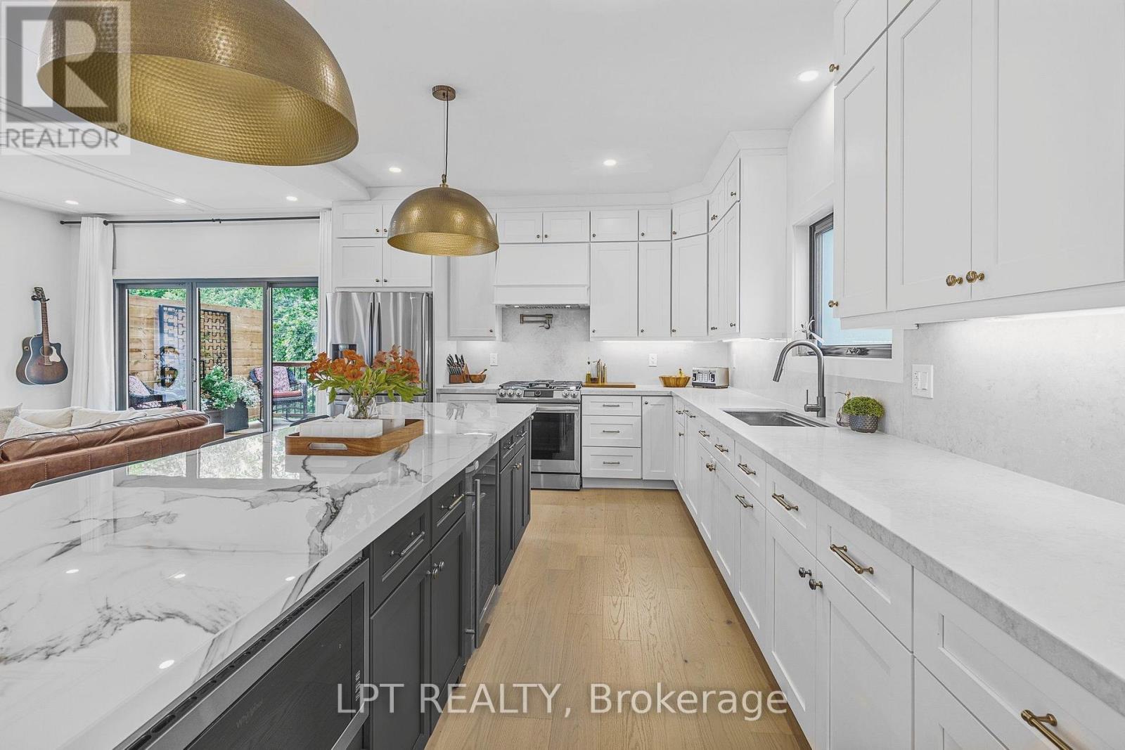 68 49th Street N Property Photo 8