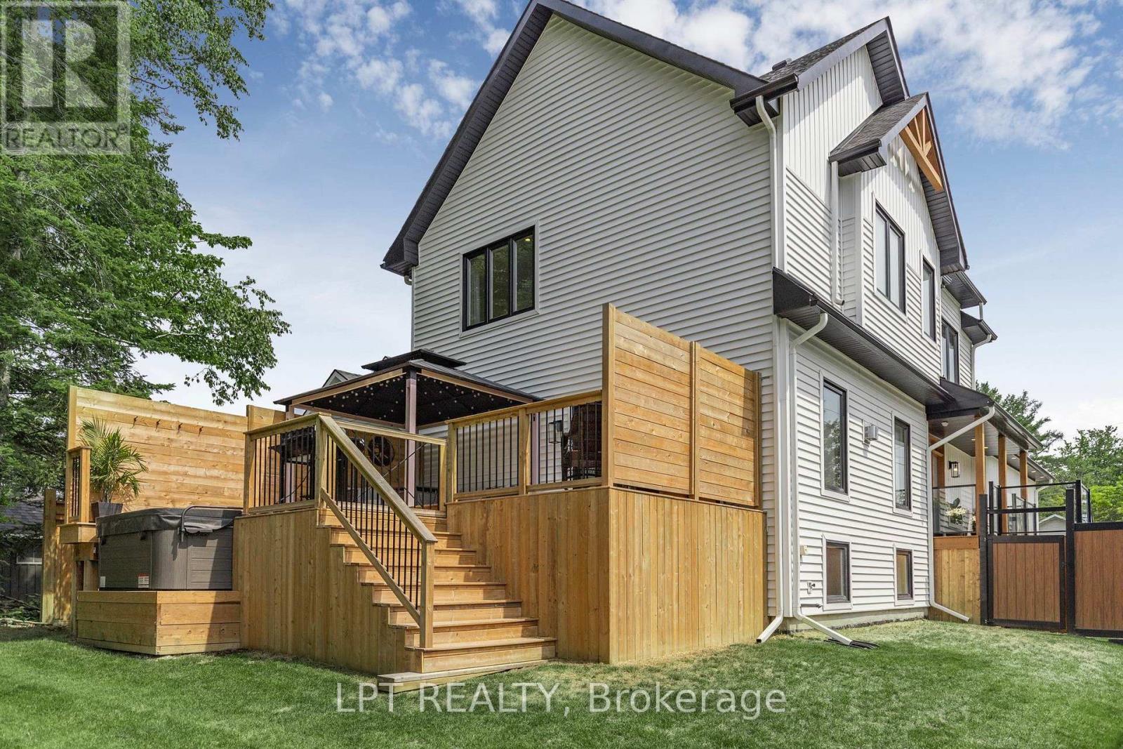 68 49th Street N Property Photo 38