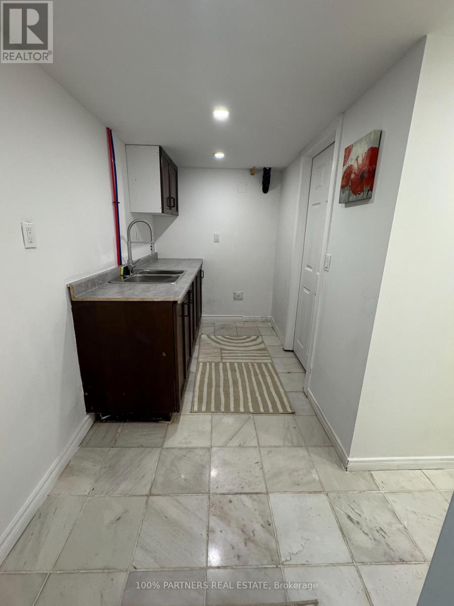 634 Dominion Avenue Property Photo 27
