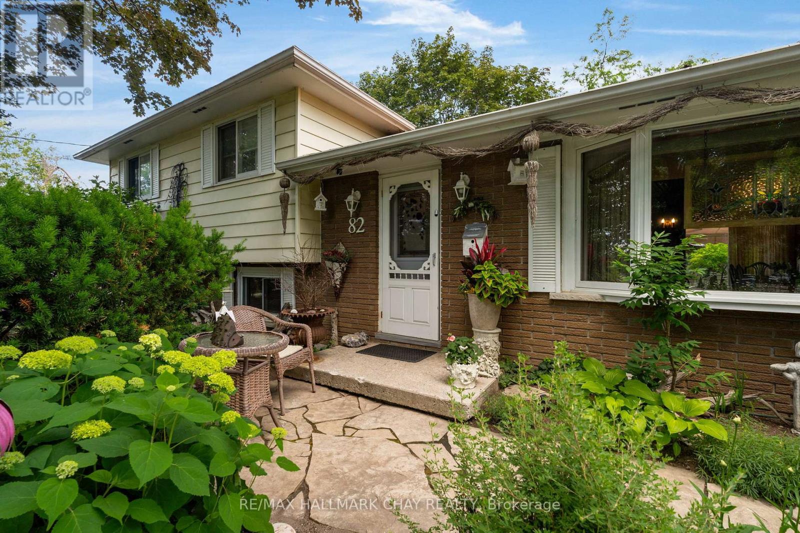 82 Fourth Street Property Photo 4