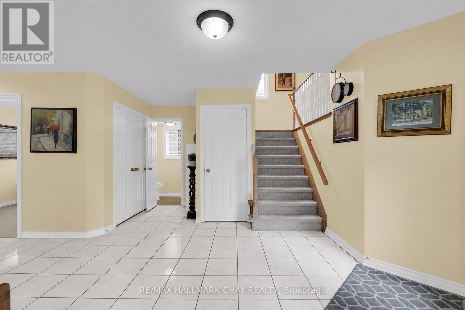 6 Whispering Pine Place Property Photo 5