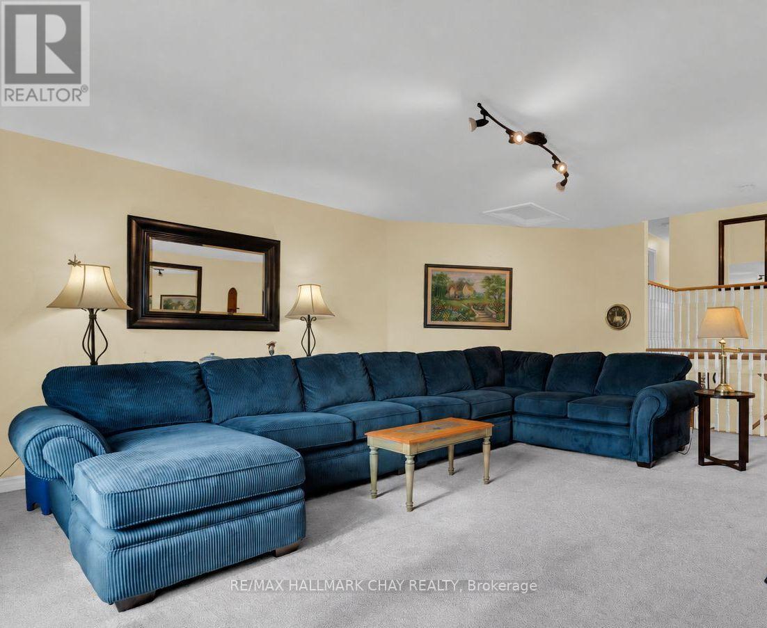 6 Whispering Pine Place Property Photo 17