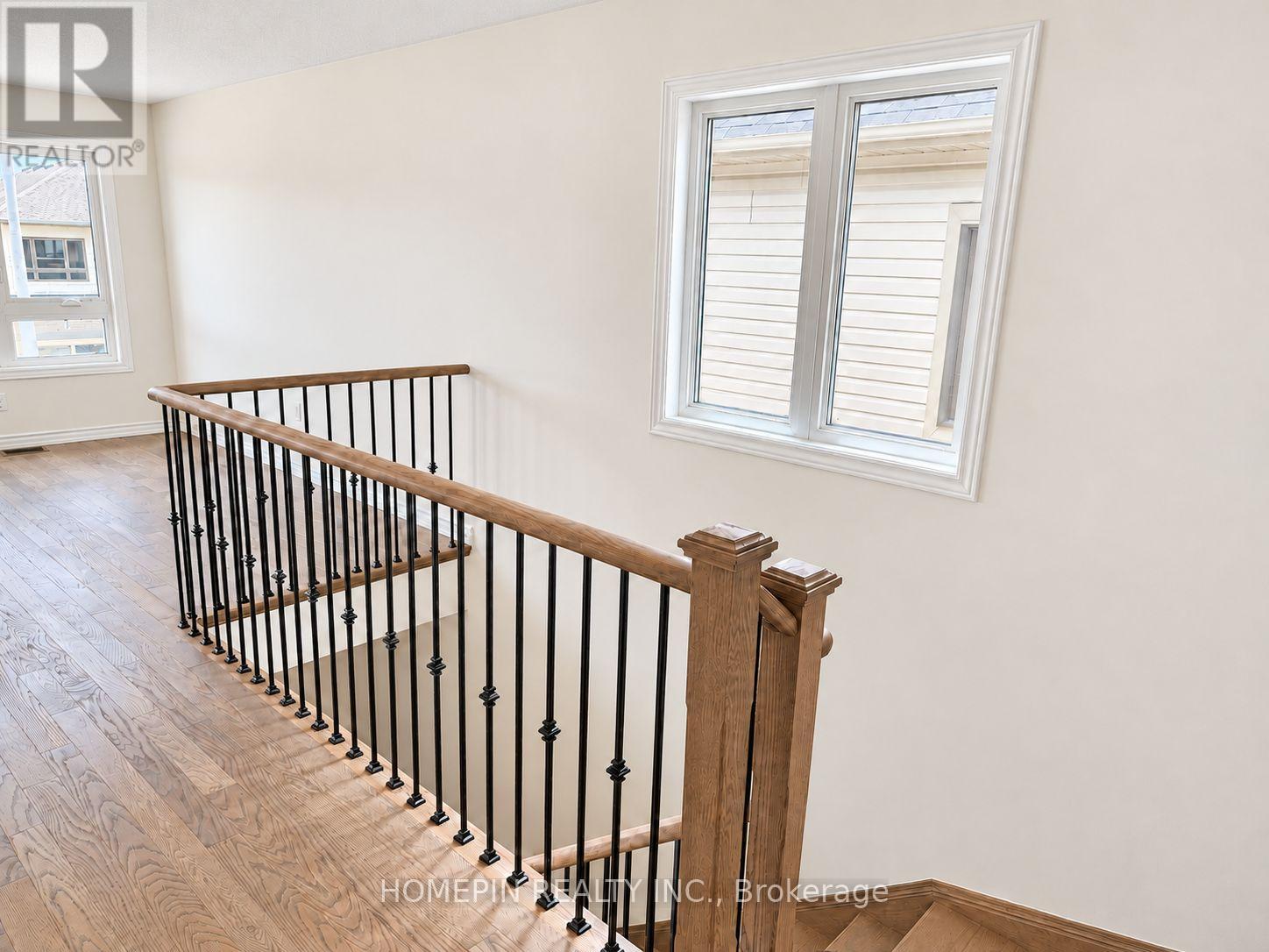 21 Phoenix Boulevard Property Photo 8