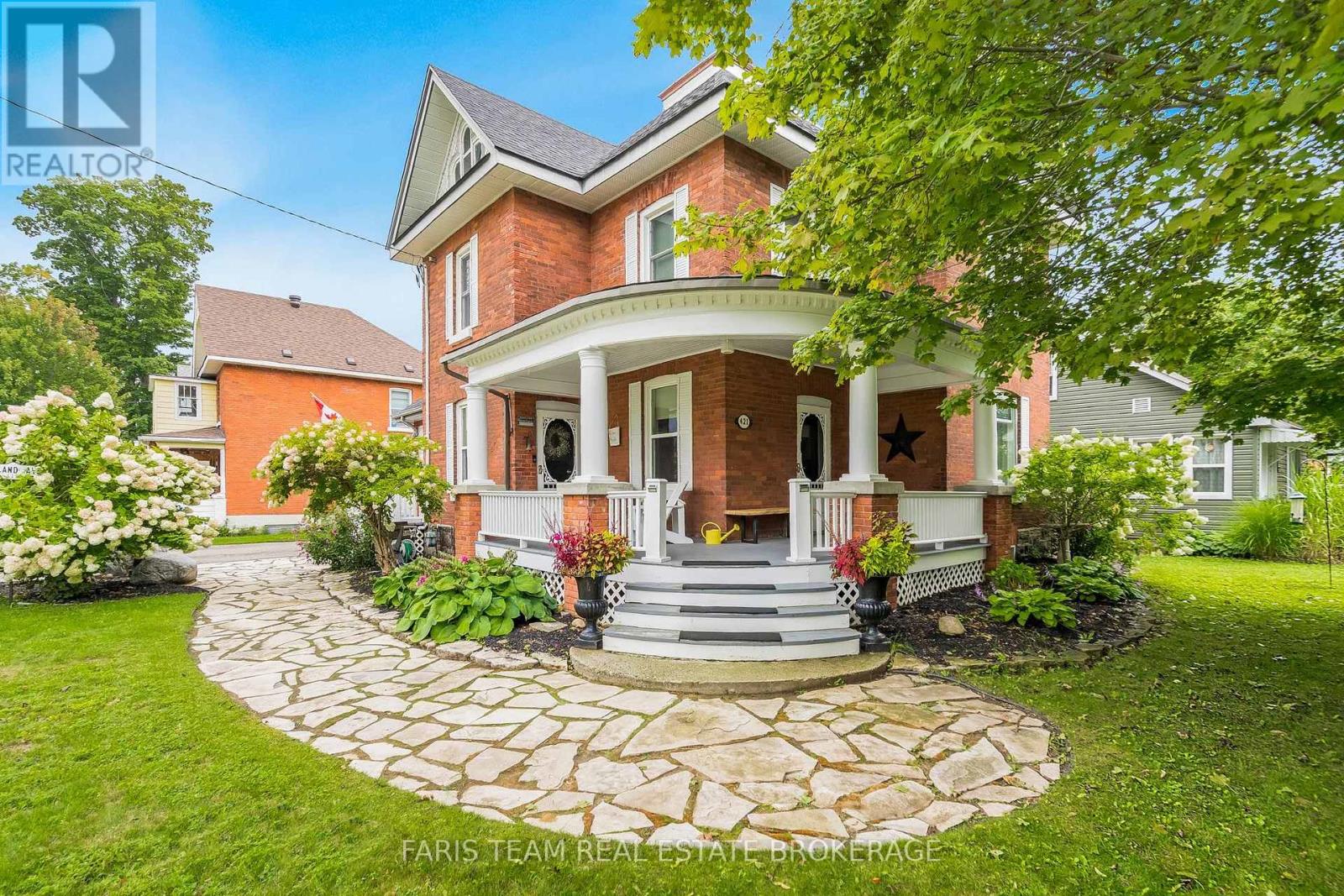 421 Midland Avenue Property Photo 4
