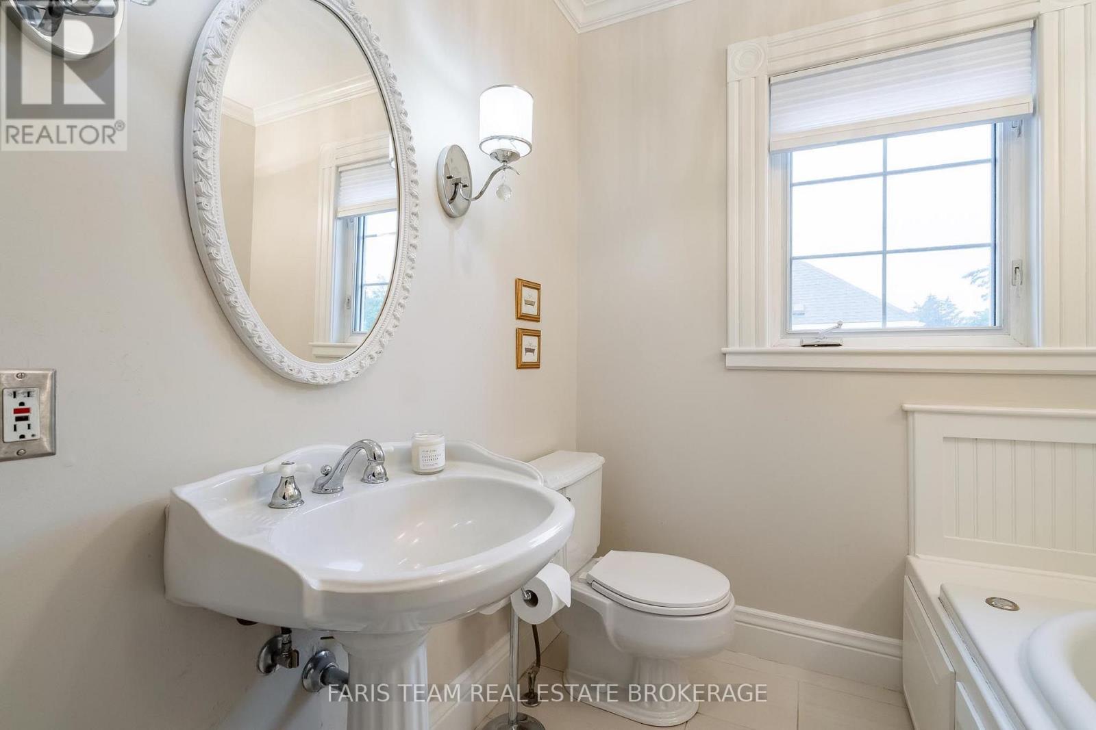 421 Midland Avenue Property Photo 24