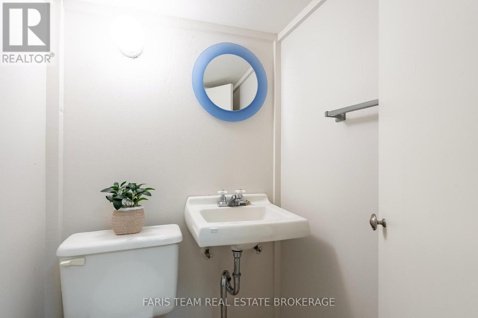 421 Midland Avenue Property Photo 29
