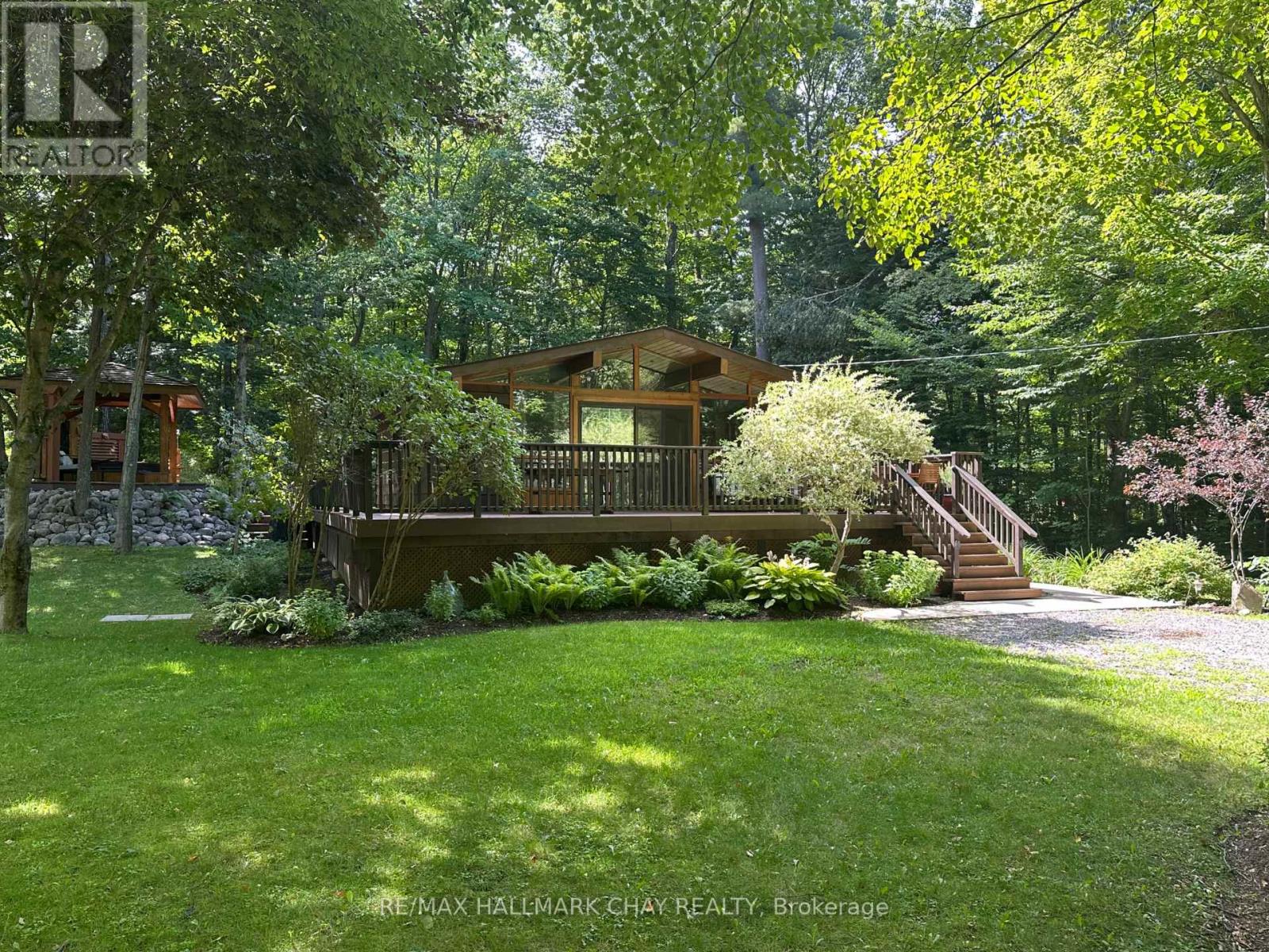 691 Rue Lafontaine Road W Property Photo 3
