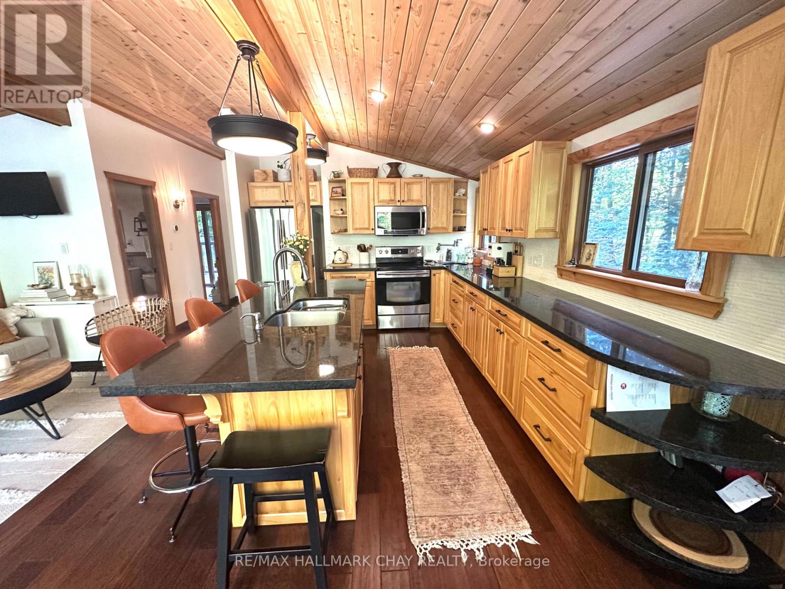 691 Rue Lafontaine Road W Property Photo 14
