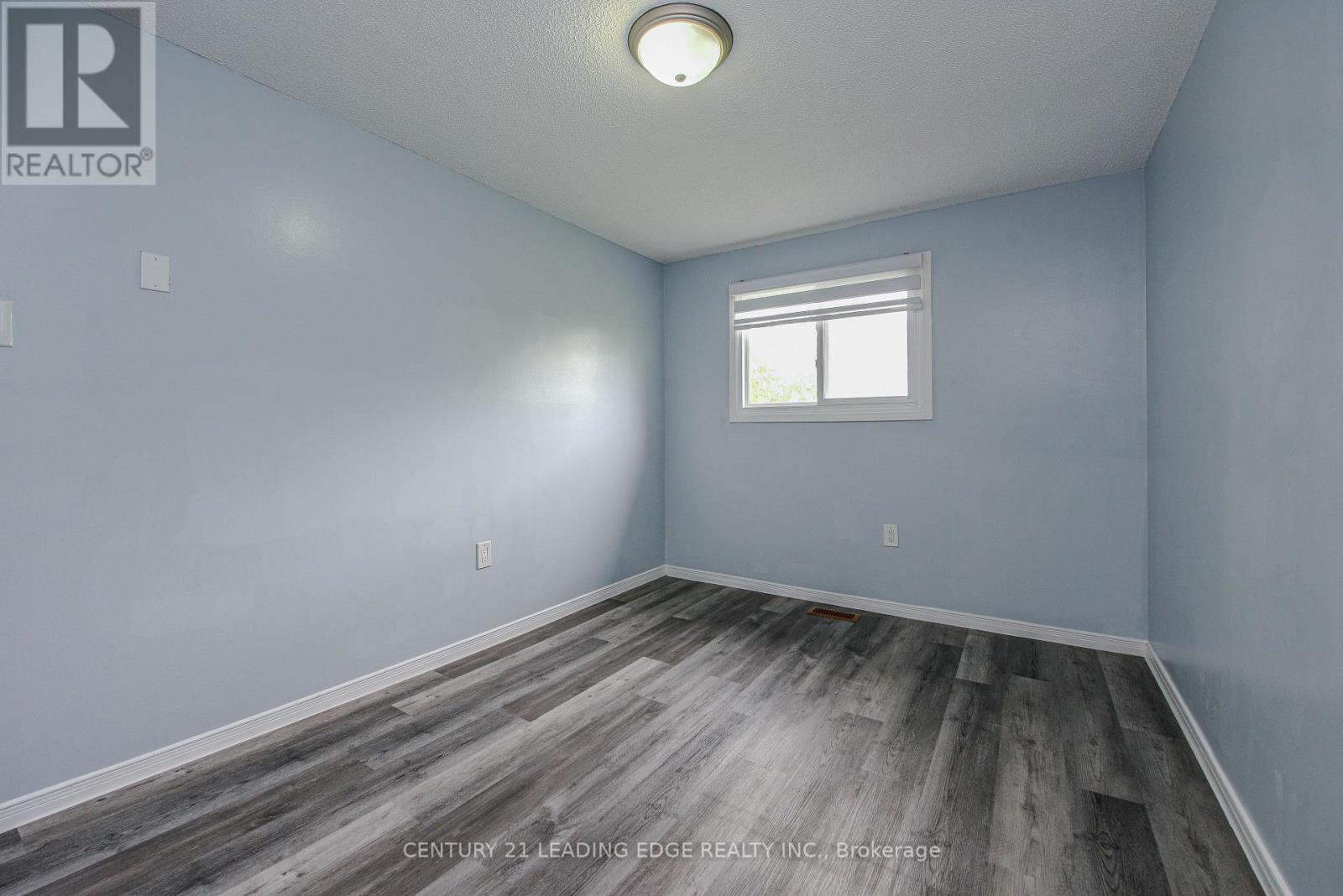 169 Hickling Trail Property Photo 29