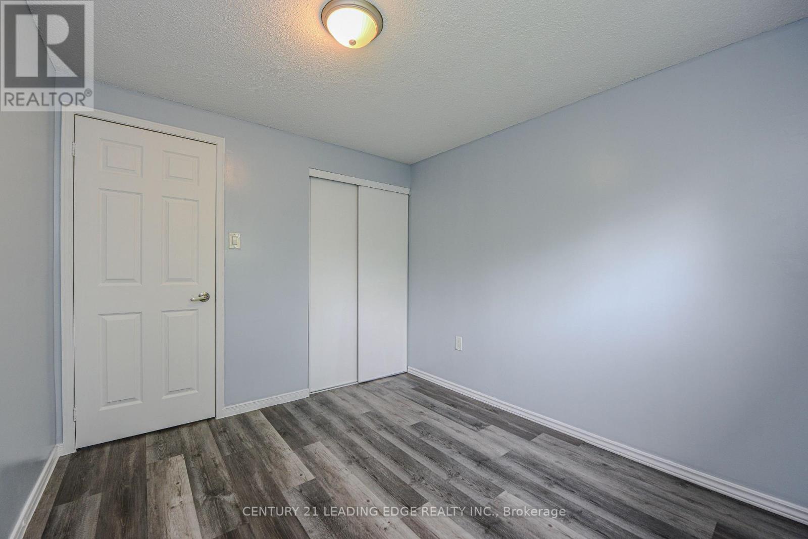 169 Hickling Trail Property Photo 32