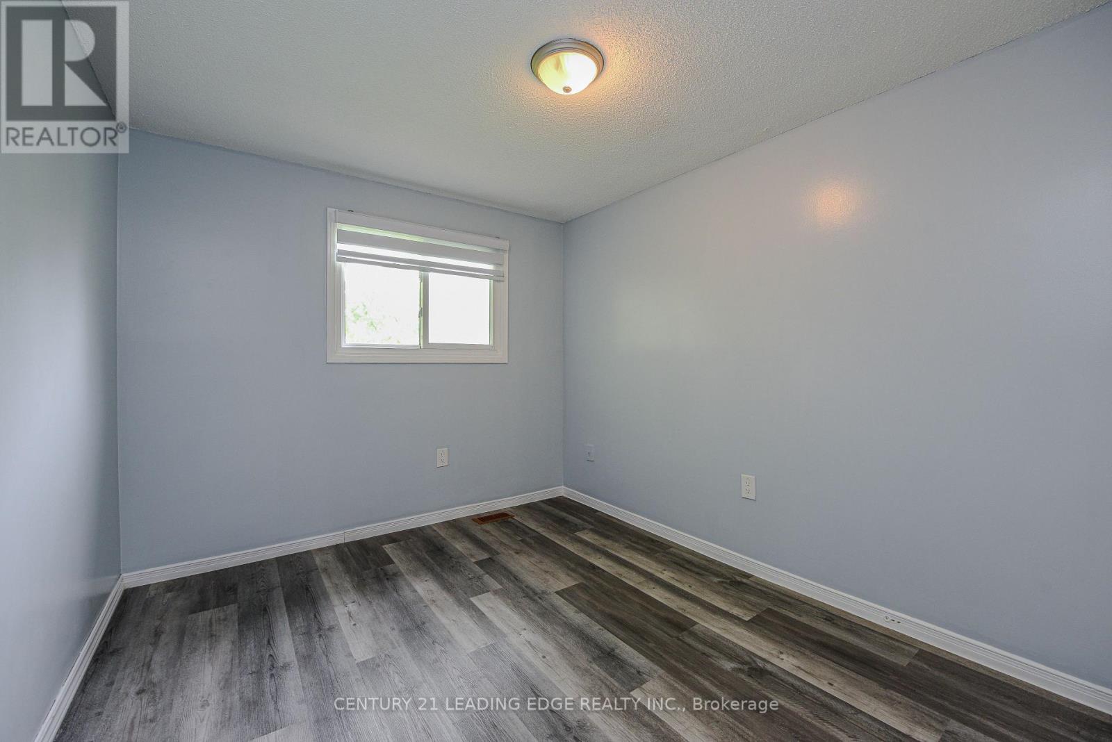 169 Hickling Trail Property Photo 33