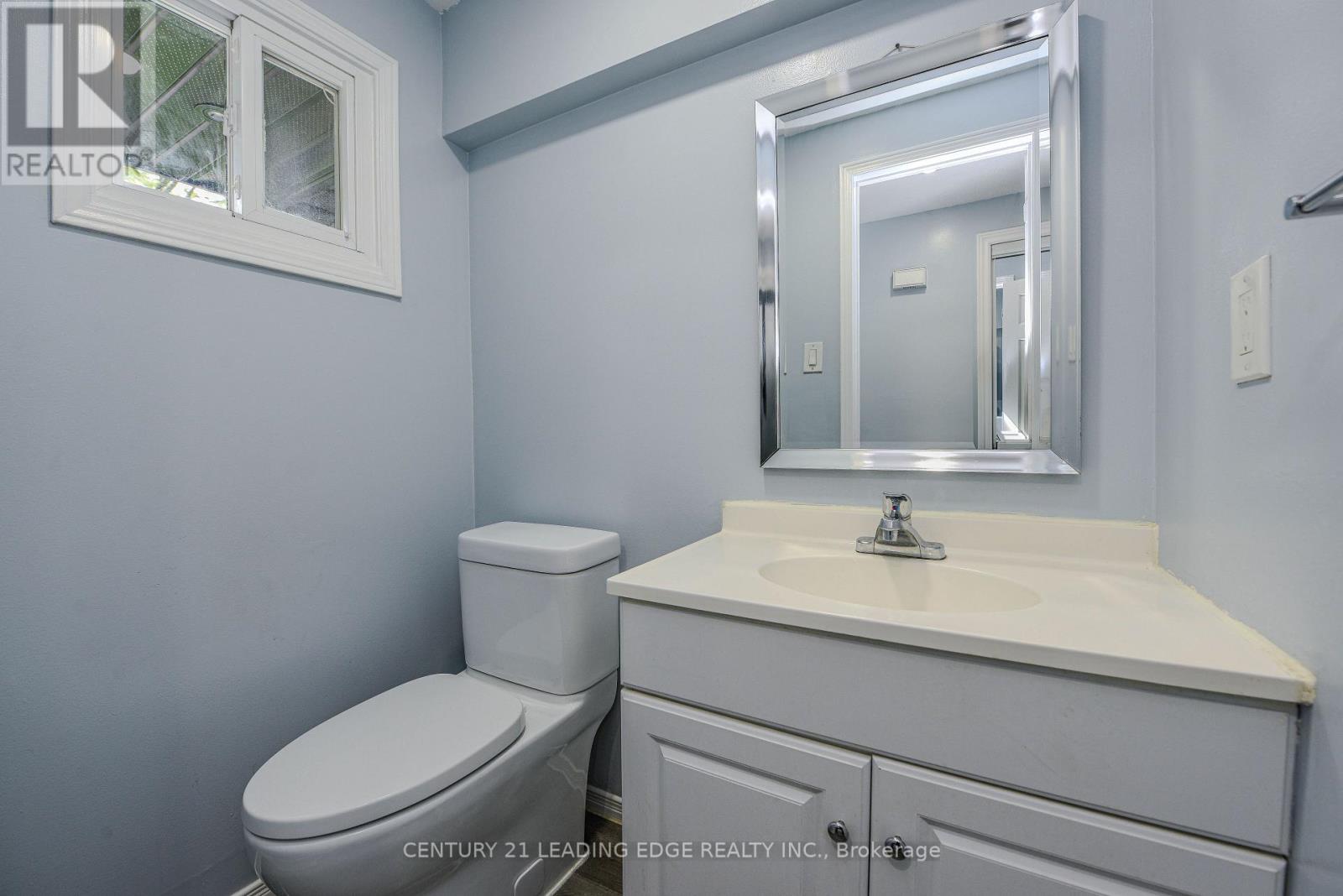169 Hickling Trail Property Photo 34
